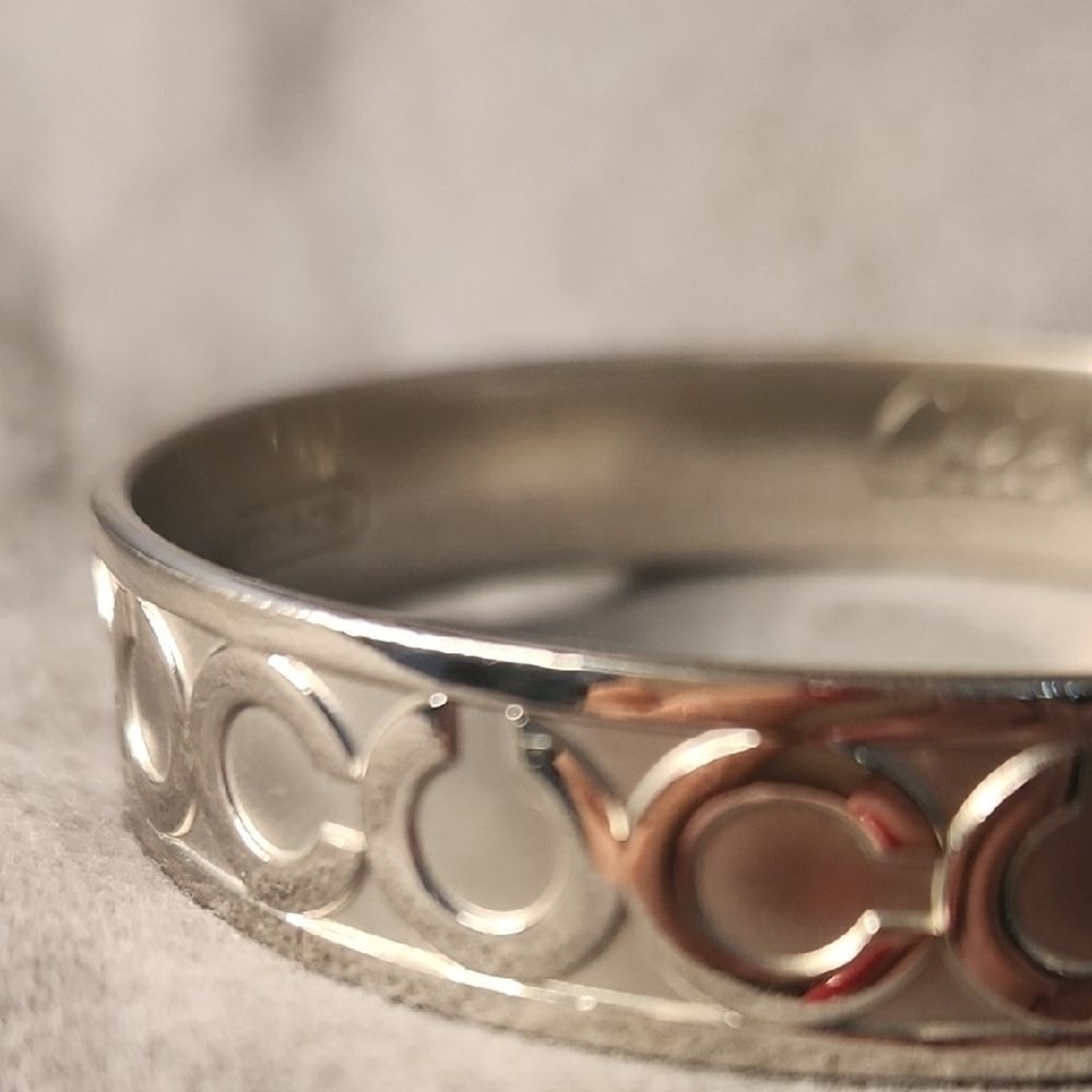 Coach Silver Logo Bracelet - Picture 5 of 5